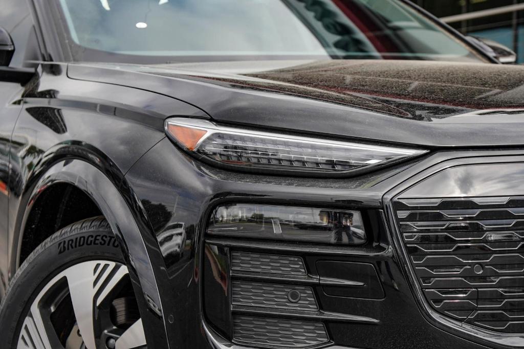 new 2025 Audi Q6 e-tron car, priced at $71,962