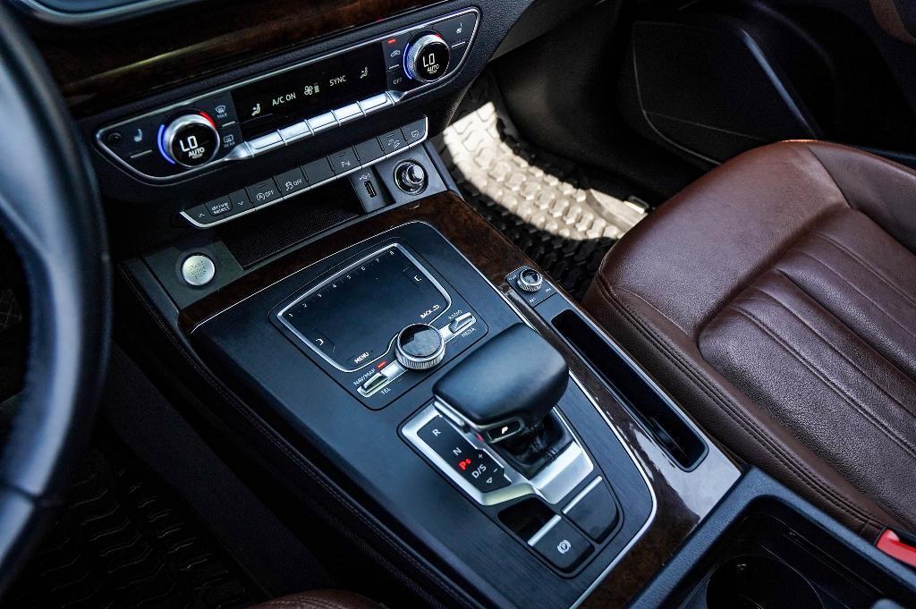used 2020 Audi Q5 car, priced at $23,298