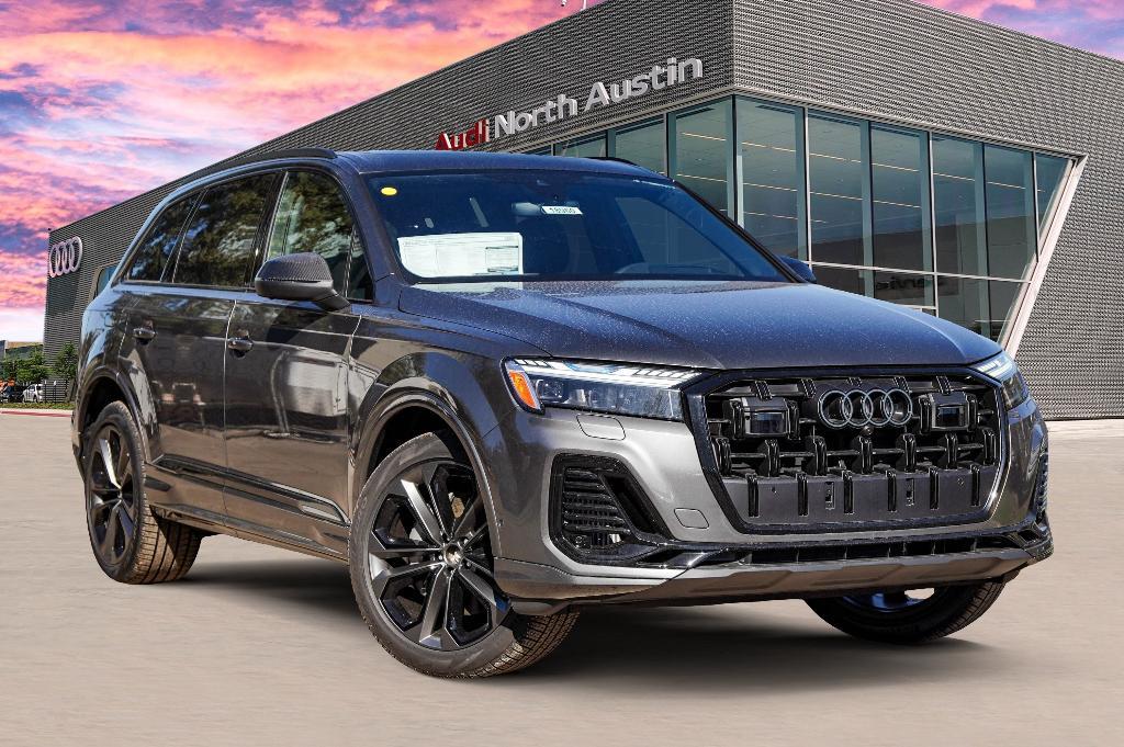 new 2025 Audi Q7 car, priced at $76,036