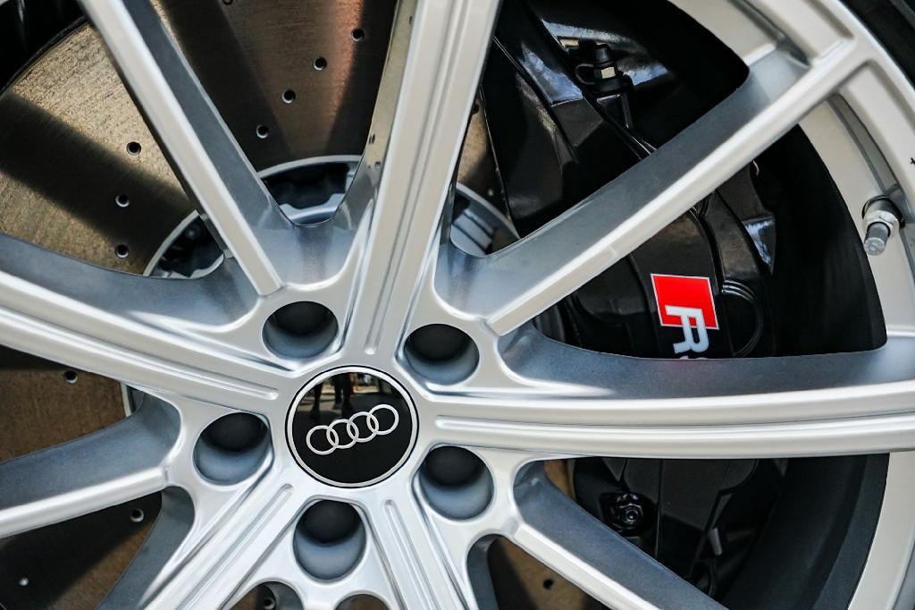 new 2026 Audi RS 6 Avant car, priced at $135,715