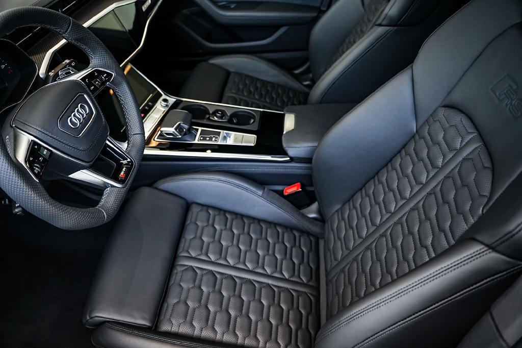 new 2026 Audi RS 6 Avant car, priced at $135,715