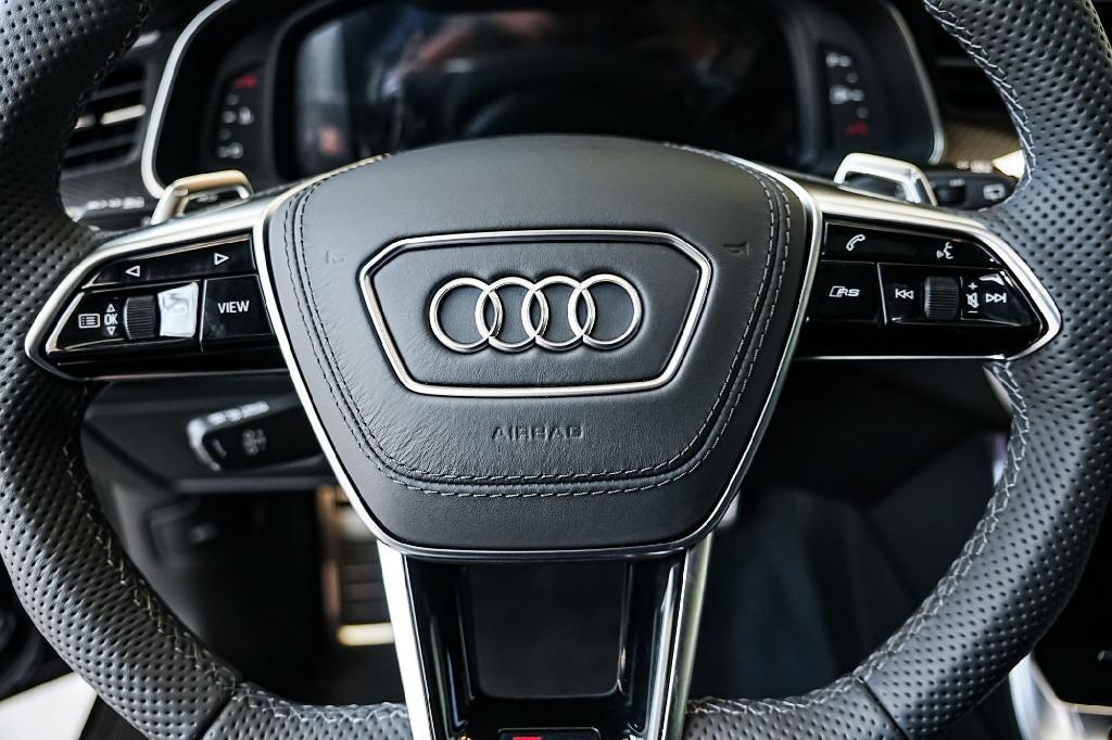 new 2026 Audi RS 6 Avant car, priced at $135,715