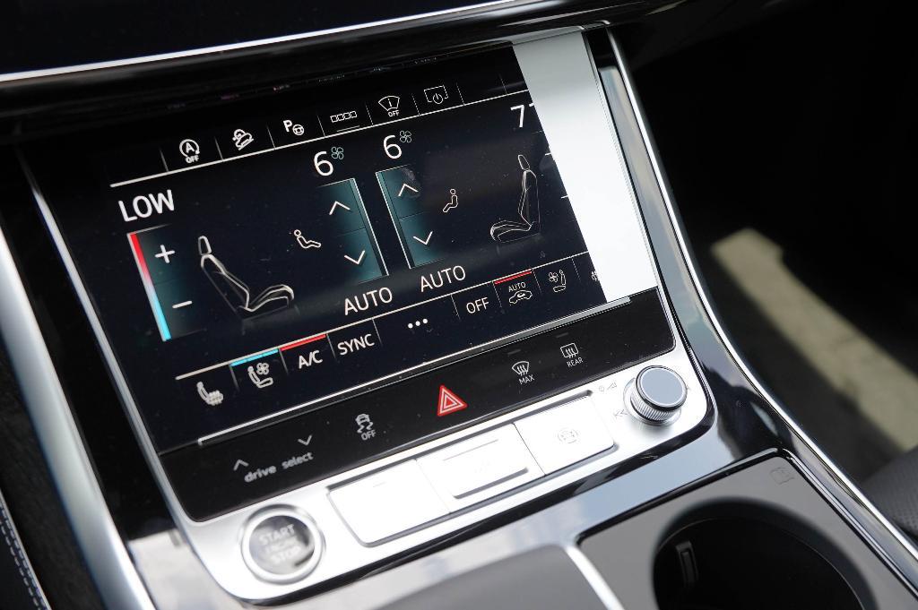 new 2025 Audi Q7 car, priced at $82,250
