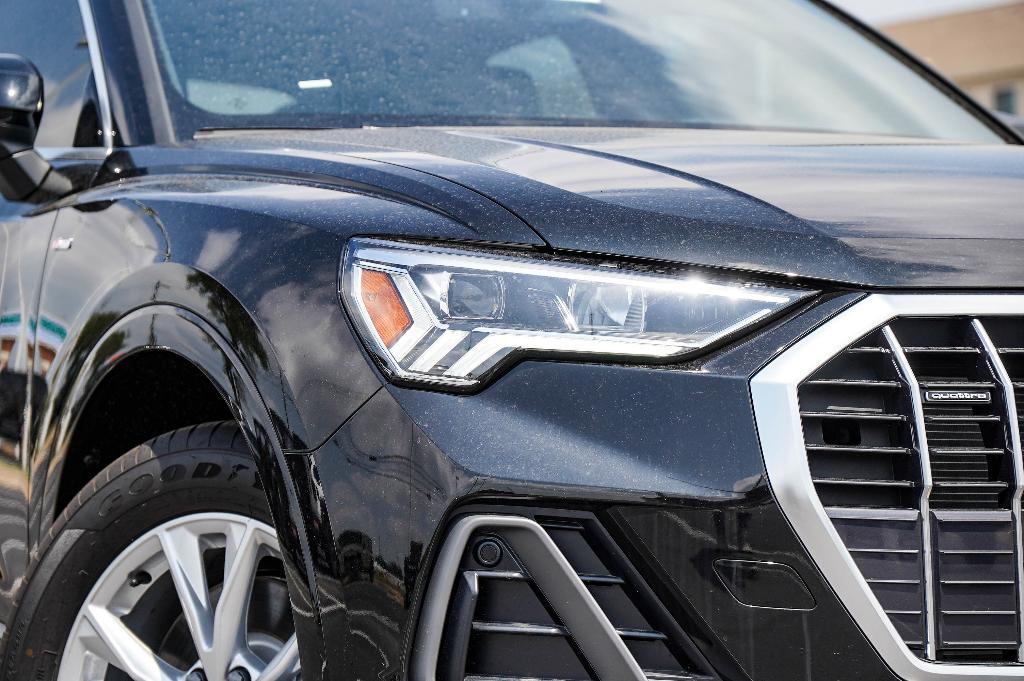 new 2025 Audi Q3 car, priced at $45,325