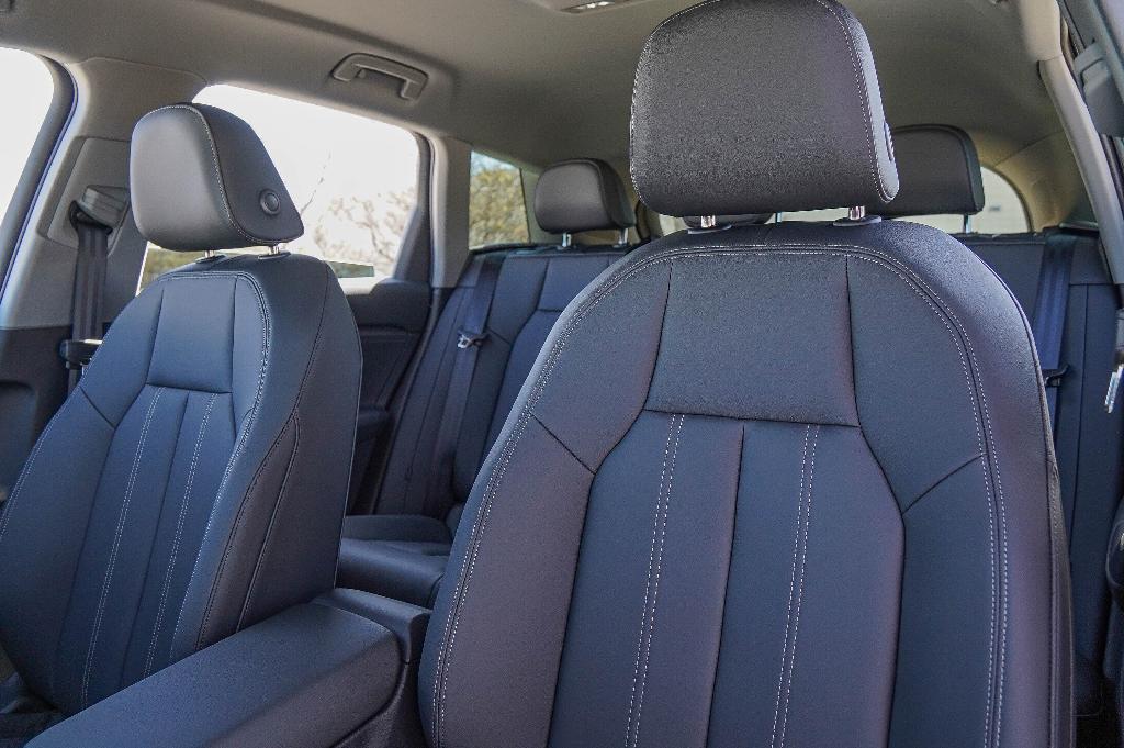 new 2025 Audi Q6 e-tron car, priced at $65,398