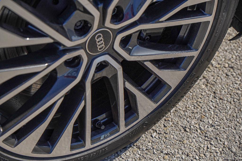 new 2025 Audi S e-tron GT car, priced at $131,690