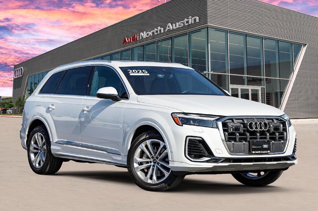 used 2025 Audi Q7 car, priced at $58,063