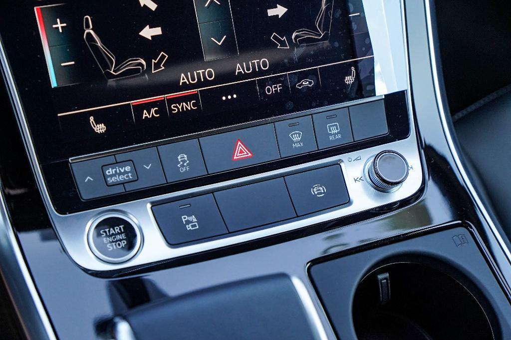 used 2025 Audi Q7 car, priced at $58,063