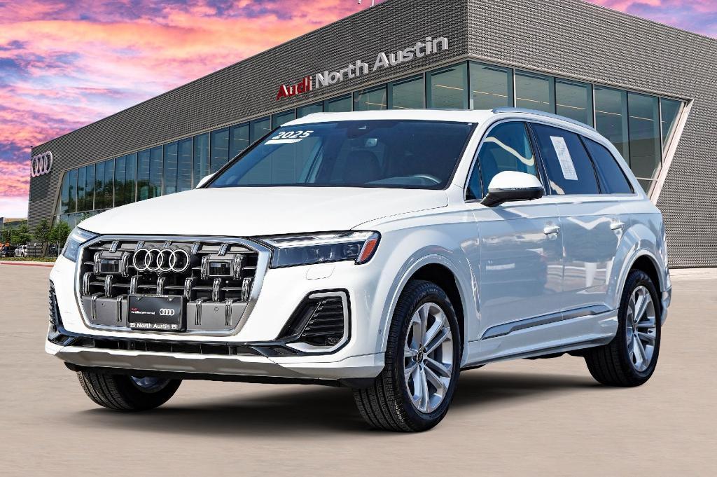 used 2025 Audi Q7 car, priced at $58,063