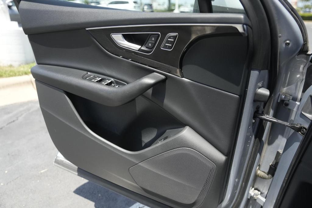 used 2019 Audi Q7 car, priced at $23,644