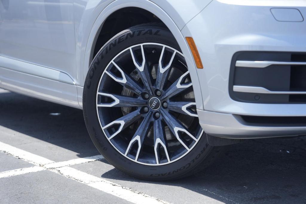 used 2019 Audi Q7 car, priced at $23,644