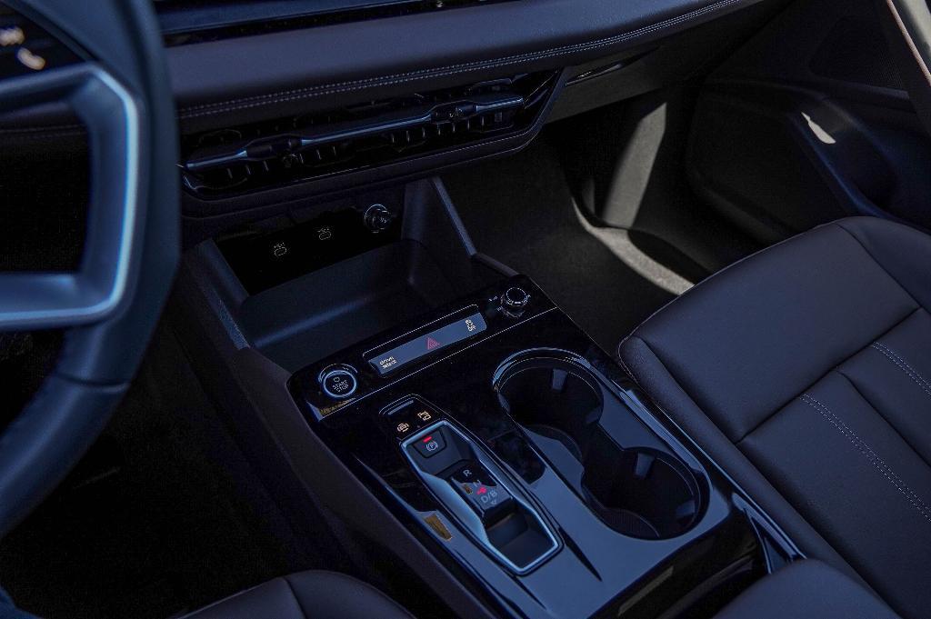 new 2025 Audi Q6 e-tron car, priced at $63,317