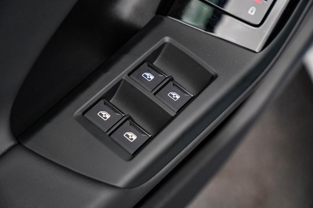 new 2025 Audi Q6 e-tron car, priced at $76,750