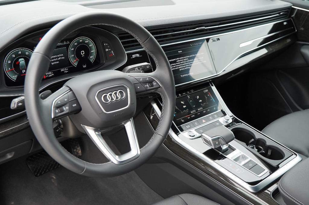 used 2025 Audi Q7 car, priced at $57,341