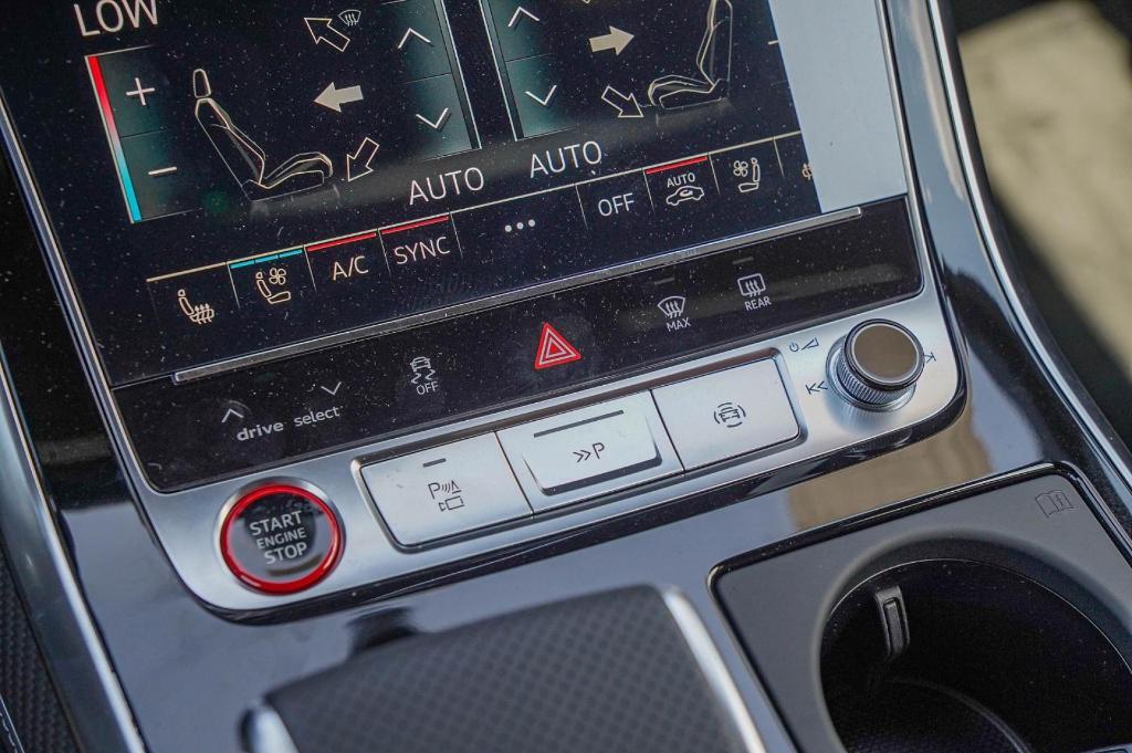 new 2025 Audi SQ8 car, priced at $115,195