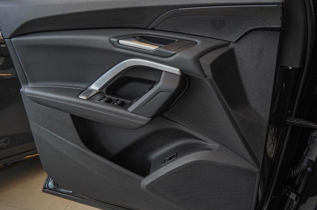 new 2025 Audi Q5 car, priced at $55,295