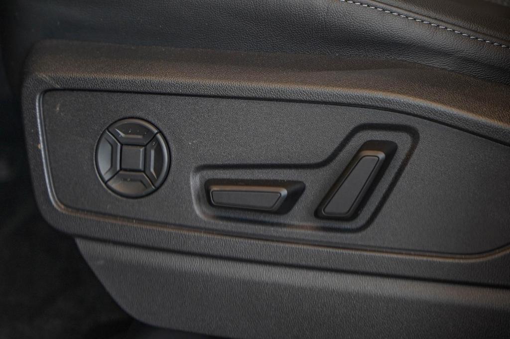 new 2025 Audi Q5 car, priced at $55,295
