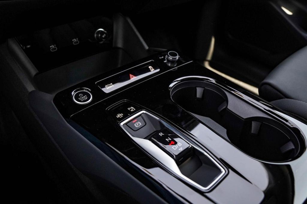 new 2025 Audi Q6 e-tron car, priced at $77,425