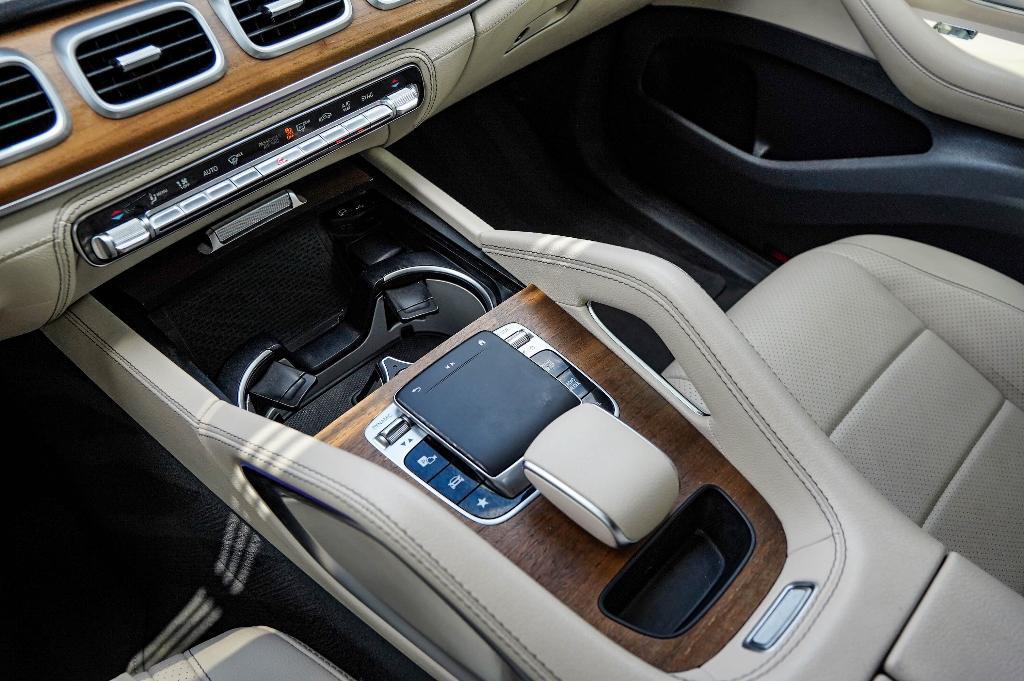 used 2020 Mercedes-Benz GLE 350 car, priced at $28,306