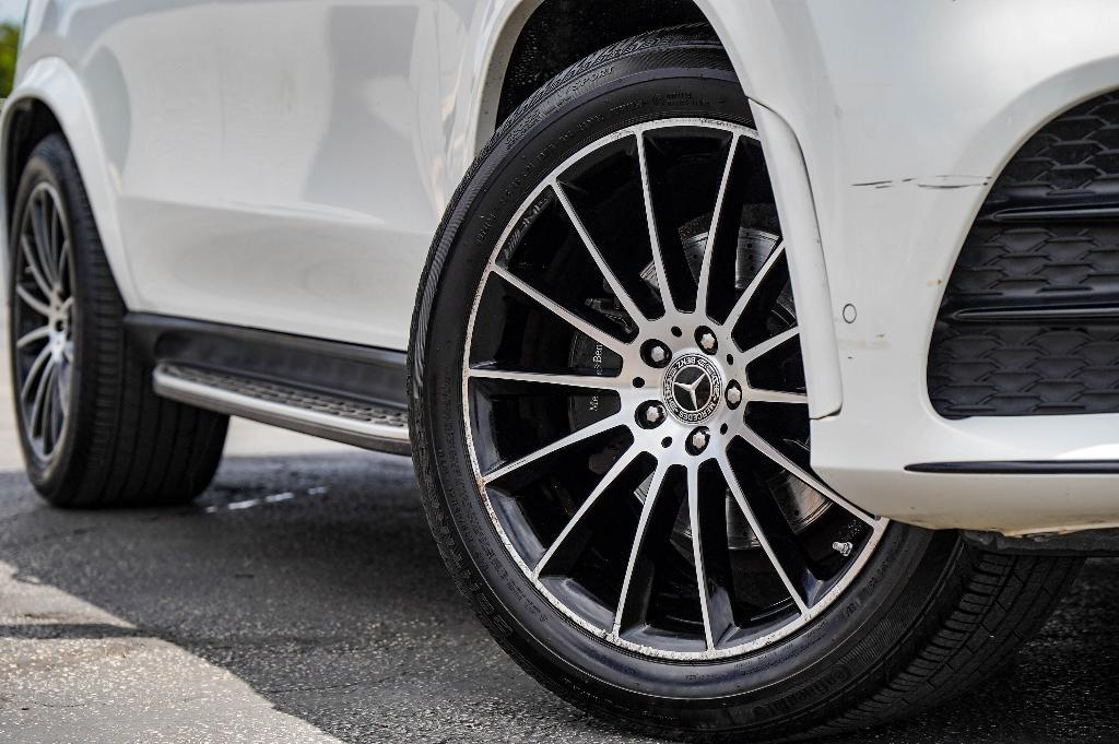 used 2020 Mercedes-Benz GLE 350 car, priced at $28,306