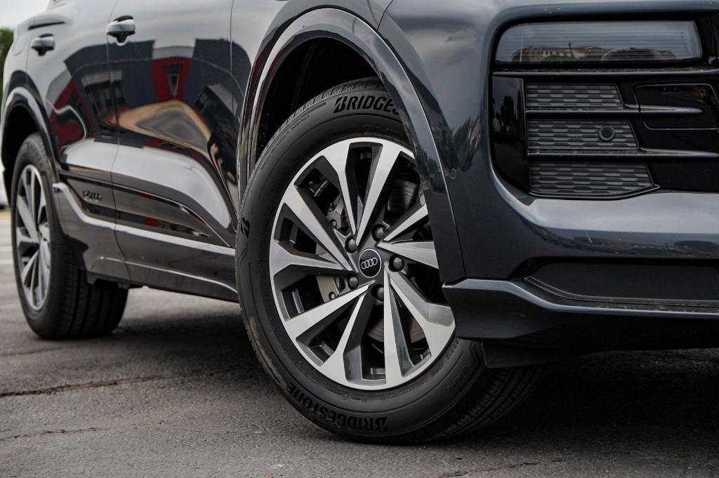 new 2025 Audi Q6 e-tron car, priced at $66,913