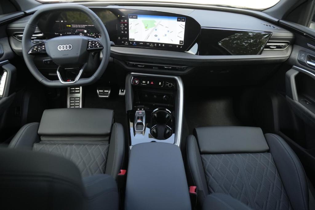 new 2025 Audi SQ5 car, priced at $74,265