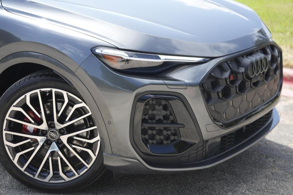 new 2025 Audi SQ5 car, priced at $74,265