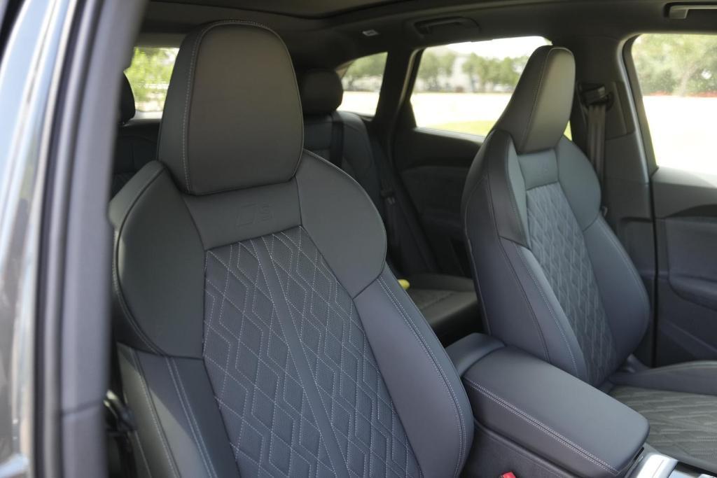 new 2025 Audi SQ5 car, priced at $74,265