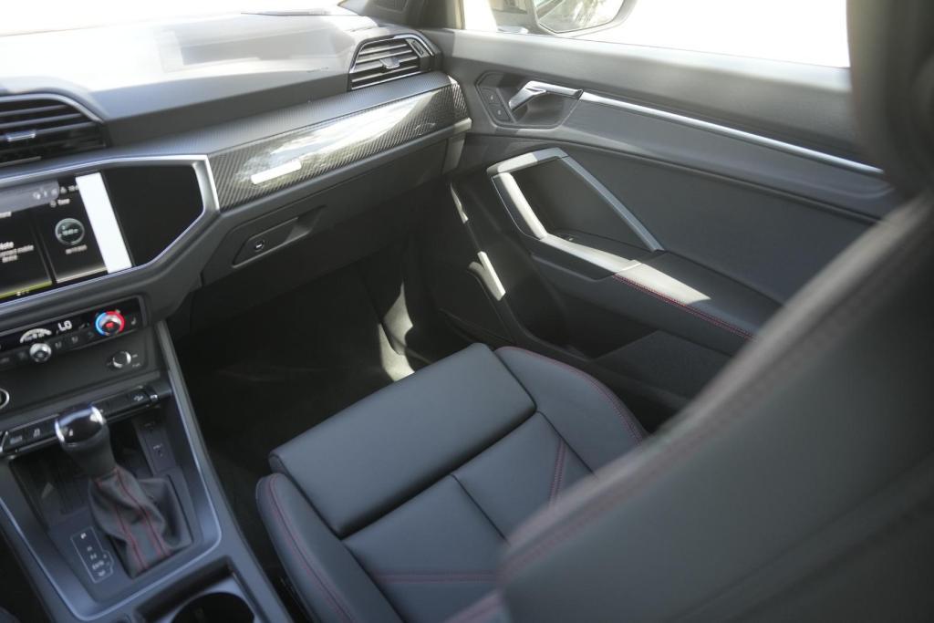 new 2025 Audi Q3 car, priced at $41,924