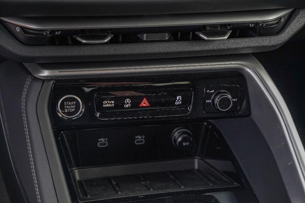 new 2025 Audi Q5 car, priced at $55,193