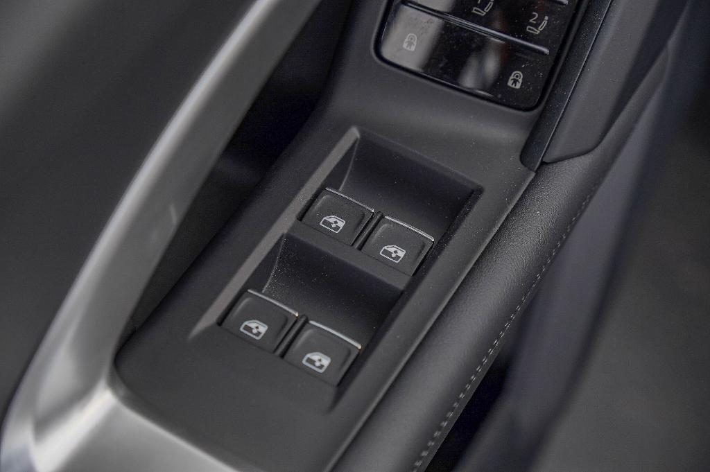 new 2025 Audi Q5 car, priced at $55,193