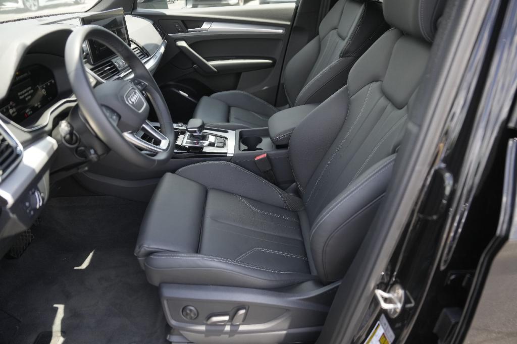 used 2025 Audi Q5 car, priced at $47,000
