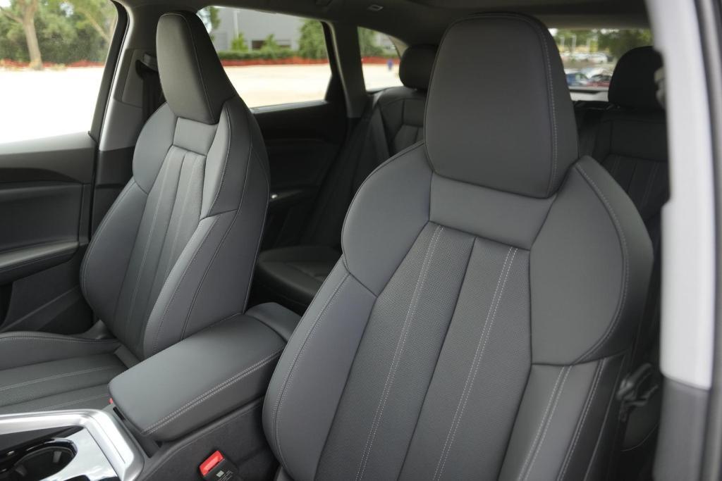 new 2025 Audi Q5 car, priced at $58,627