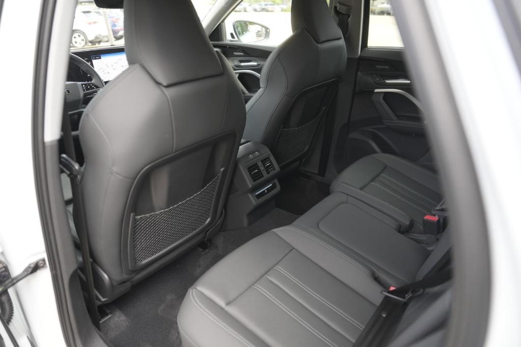 new 2025 Audi Q5 car, priced at $58,627