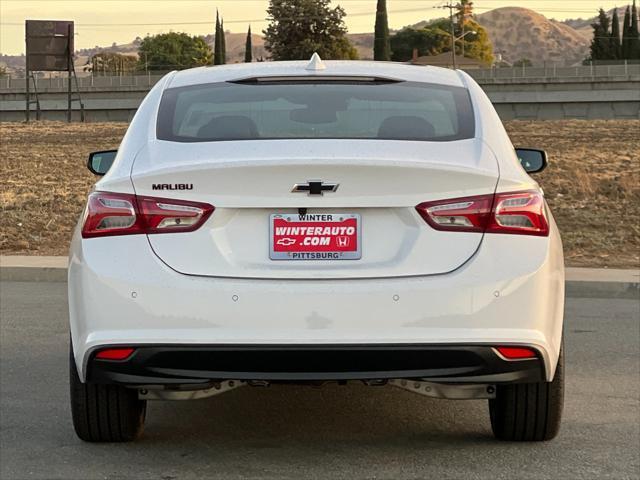 new 2025 Chevrolet Malibu car, priced at $31,040