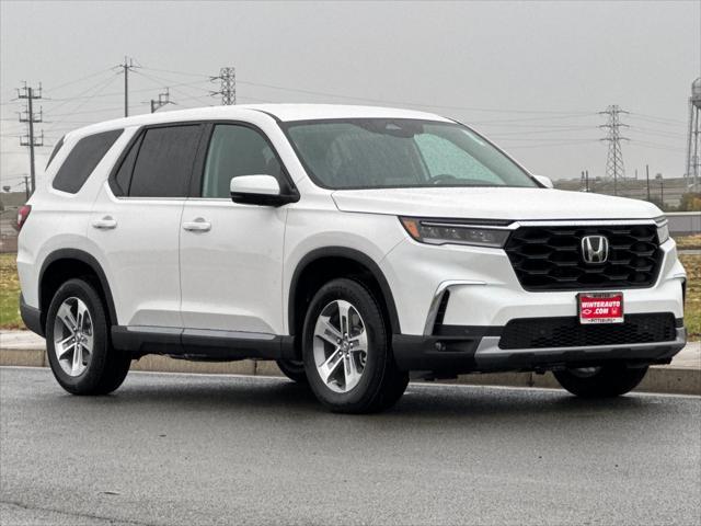 new 2025 Honda Pilot car, priced at $48,180