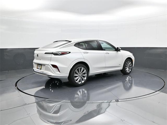 new 2025 Buick Envista car, priced at $30,995
