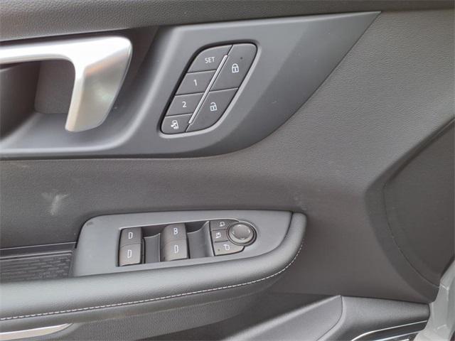 new 2025 Buick Enclave car, priced at $46,575