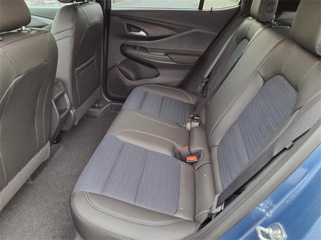 new 2025 Buick Envista car, priced at $25,251