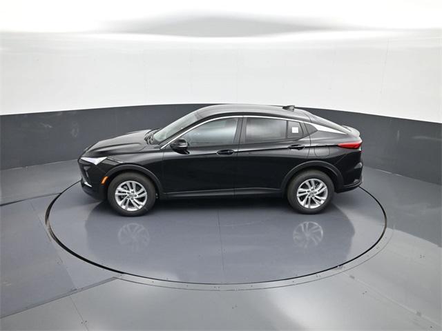 new 2025 Buick Envista car, priced at $26,858
