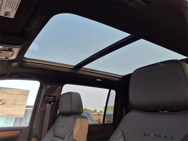 new 2025 GMC Yukon XL car, priced at $88,231