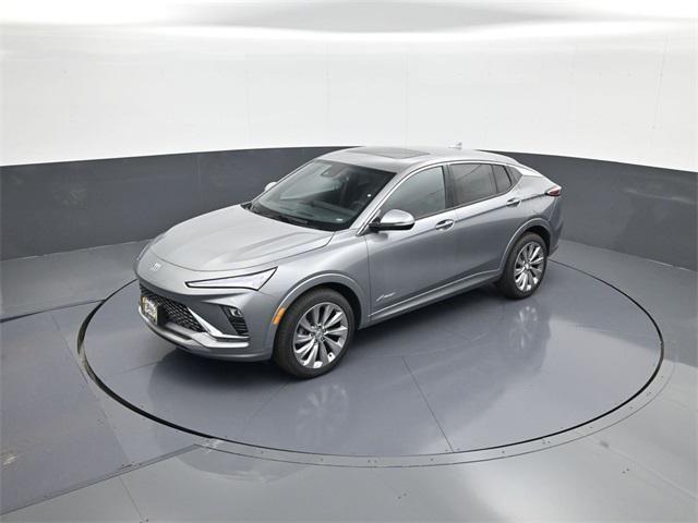 new 2025 Buick Envista car, priced at $30,500