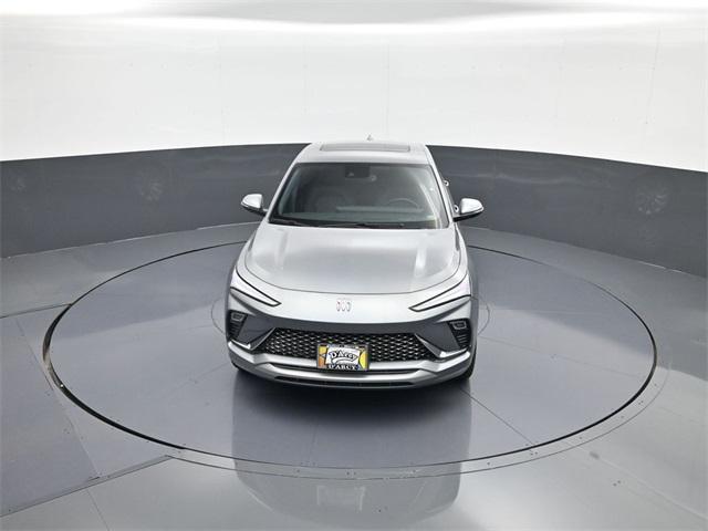 new 2025 Buick Envista car, priced at $30,500