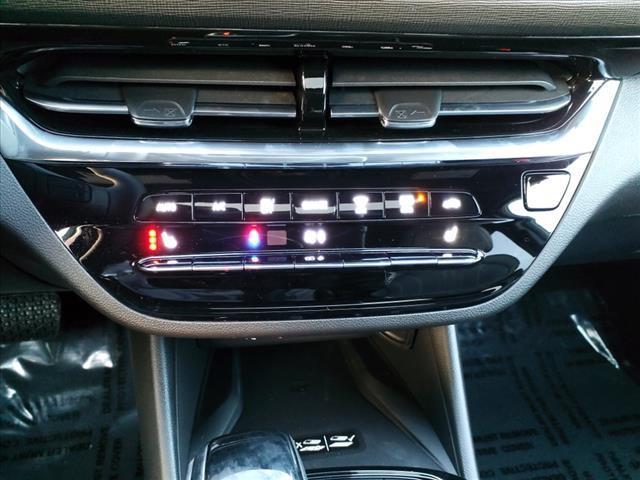 new 2025 Buick Envista car, priced at $30,500