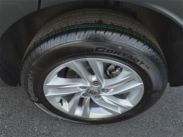 new 2025 Buick Envista car, priced at $26,858
