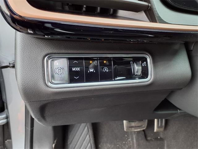 new 2025 Buick Envision car, priced at $39,073