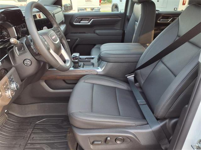 new 2025 GMC Sierra 1500 car, priced at $56,462