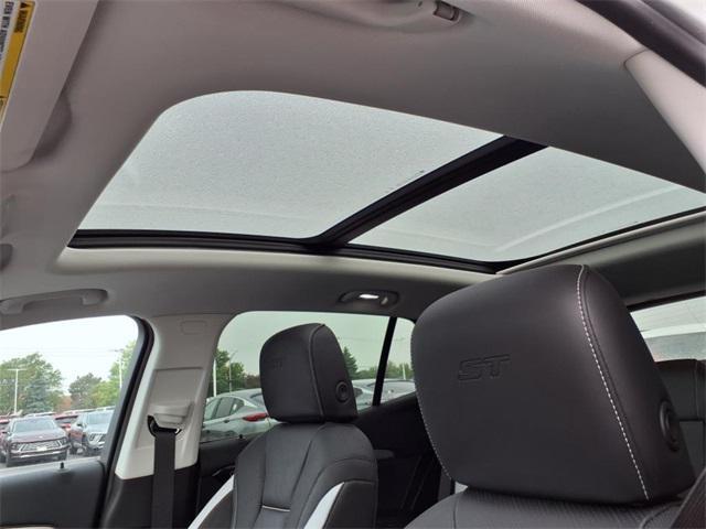 new 2025 Buick Envision car, priced at $41,211