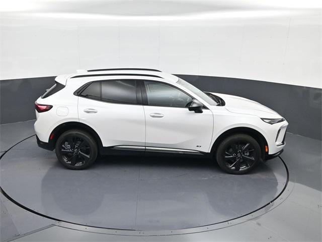 new 2025 Buick Envision car, priced at $37,556