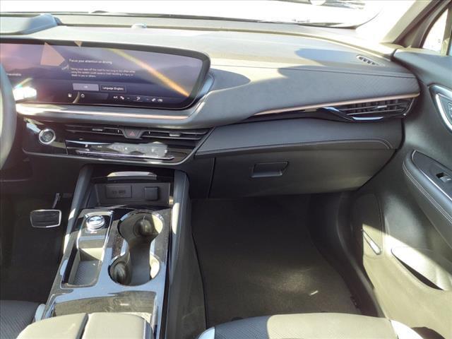 new 2025 Buick Envision car, priced at $40,301